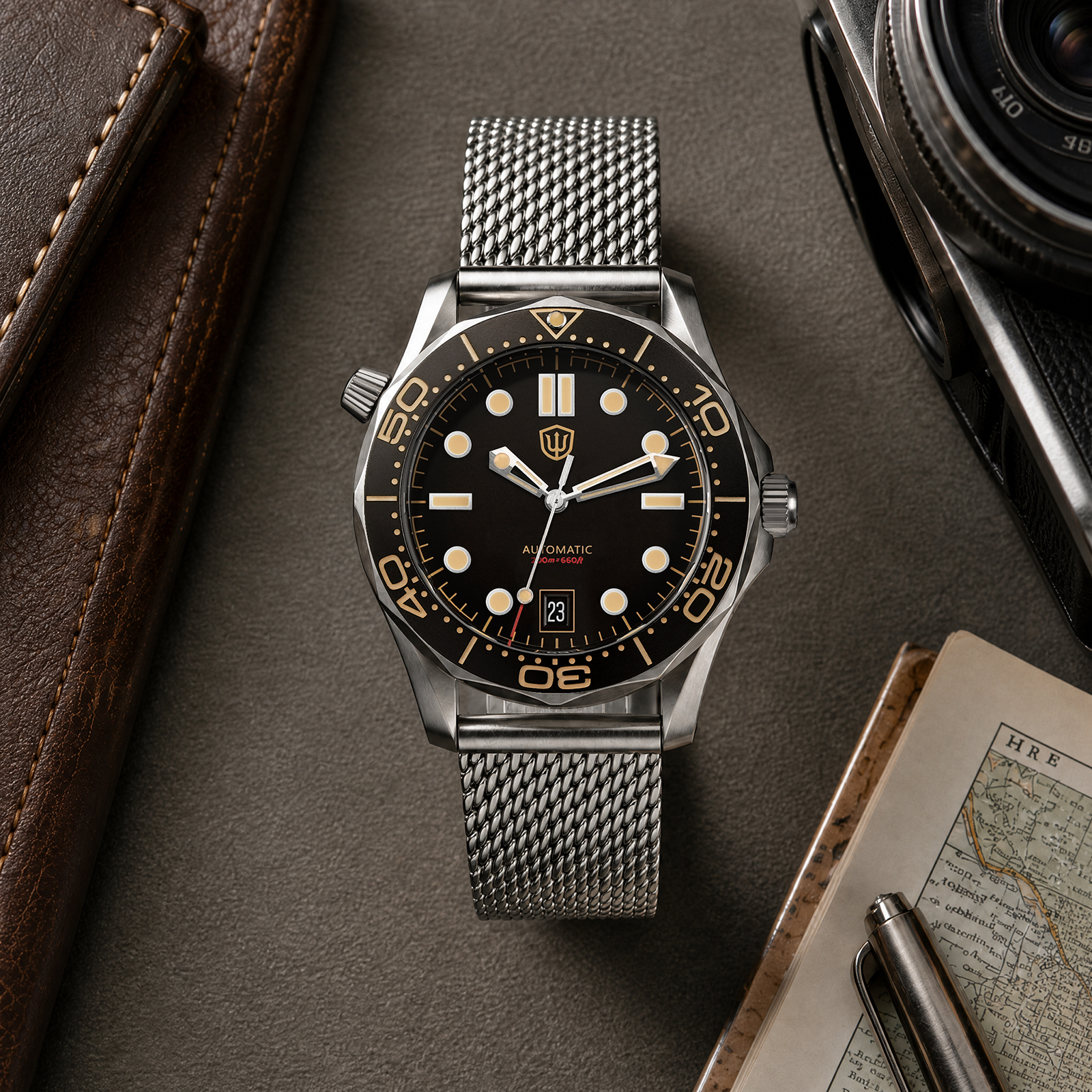 Watchdives Wd007 V4 39Mm NTTD  - đánh giá và giá Plastic Dome Clear